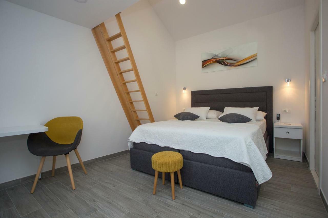 Central Old Town Rooms Split Exterior foto